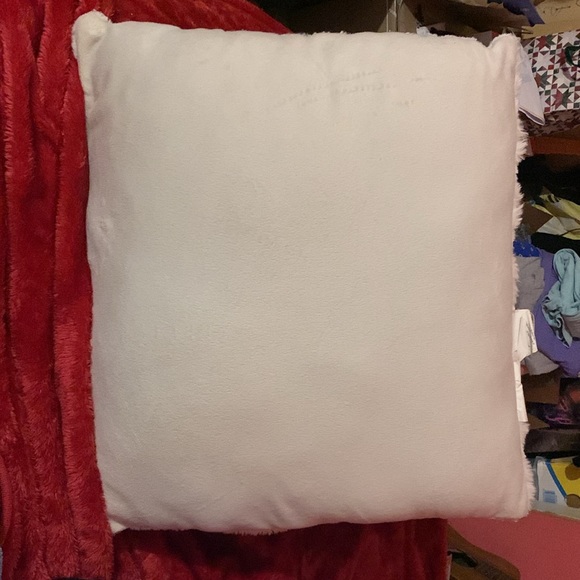 Two white fluffy throw pillows - Picture 4 of 4